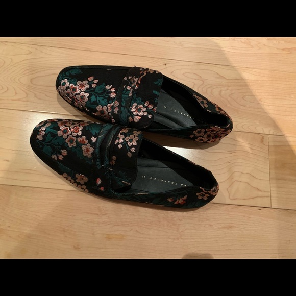 Zara Flats - Picture 3 of 3